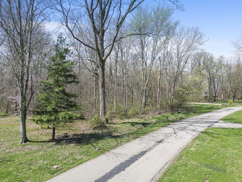 11733 Julie Drive NW, Baltimore, OH 43105 Photo 2