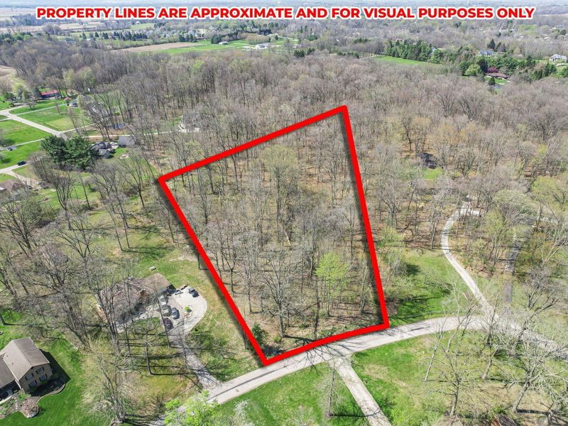 11733 Julie Drive NW, Baltimore, OH 43105 Photo 5