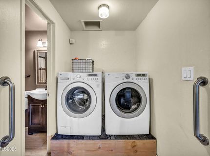 290 S Sutro Terrace, Carson City, NV 89706 Photo