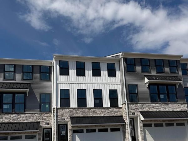 105 BRIANNA COURT , CHALFONT, PA 18914