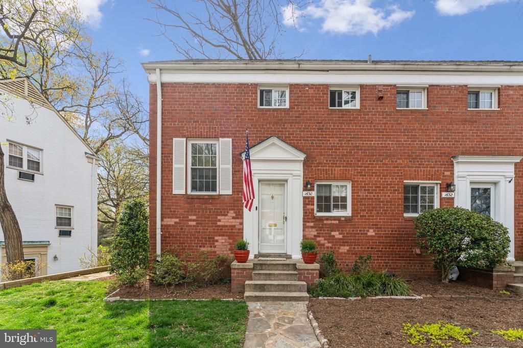 1630 Ripon Place, Alexandria, VA 22302 Main Photo