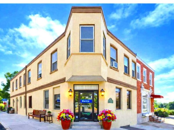 915 JENKINTOWN ROAD, ELKINS PARK, PA 19027