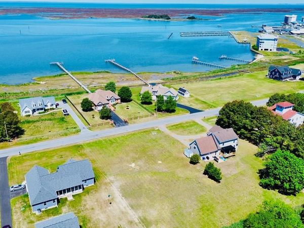 18 HAMMOCK POINT, CRISFIELD, MD 21817
