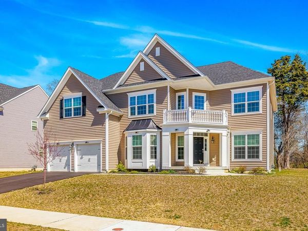 243 WAVYLEAF DRIVE, SMYRNA, DE 19977