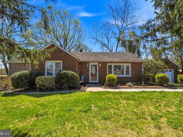 185 N PENNSVILLE AUBURN R, CARNEYS POINT, NJ 08069