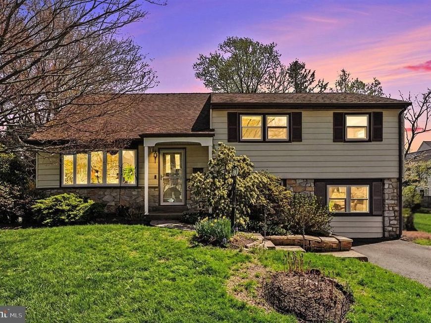 256 Woodlawn Drive, Lansdale, PA 19446 Main Photo