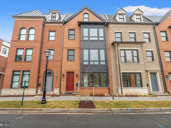 111 N WEST STREET , ALEXANDRIA, VA 22314