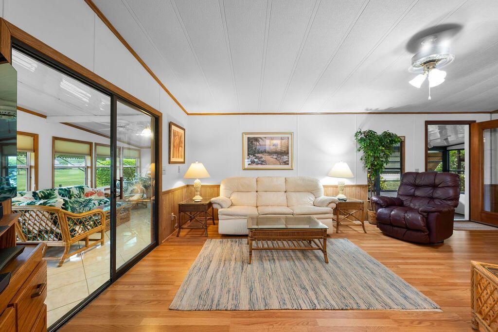 7894 SE Saratoga Drive E, Hobe Sound, FL 33455 Photo