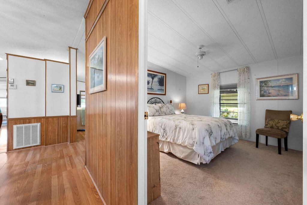 7894 SE Saratoga Drive E, Hobe Sound, FL 33455 Photo