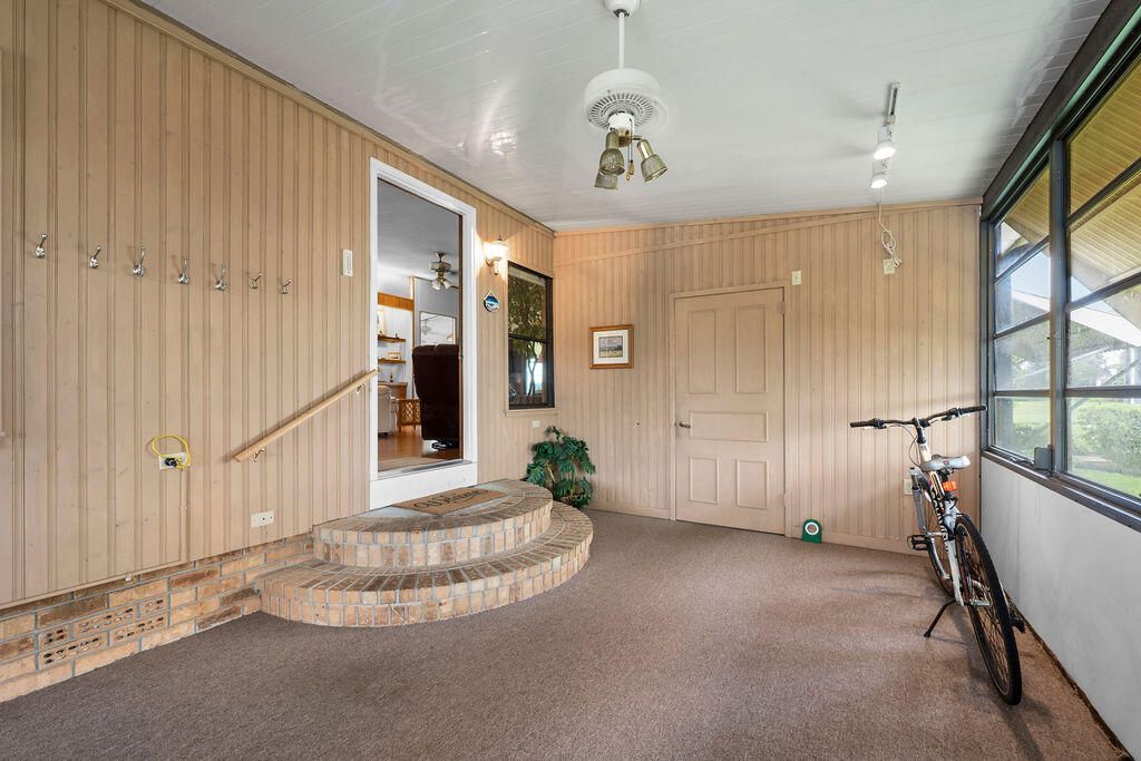 7894 SE Saratoga Drive E, Hobe Sound, FL 33455 Photo