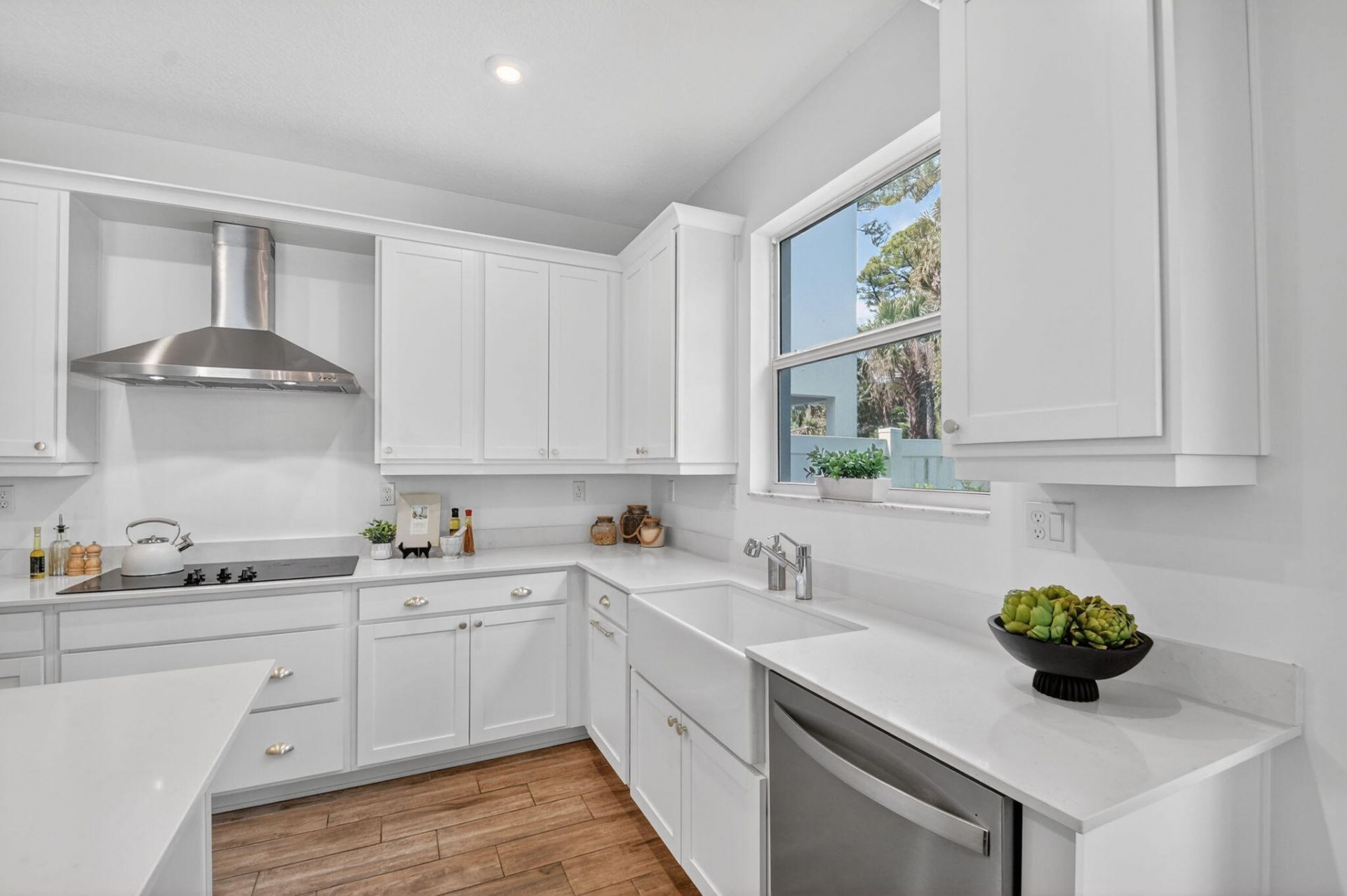6680 Pointe Of Woods Drive, West Palm Beach, FL 33415 Photo