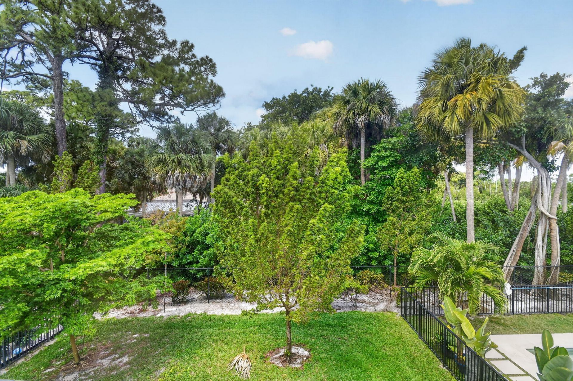 6680 Pointe Of Woods Drive, West Palm Beach, FL 33415 Photo