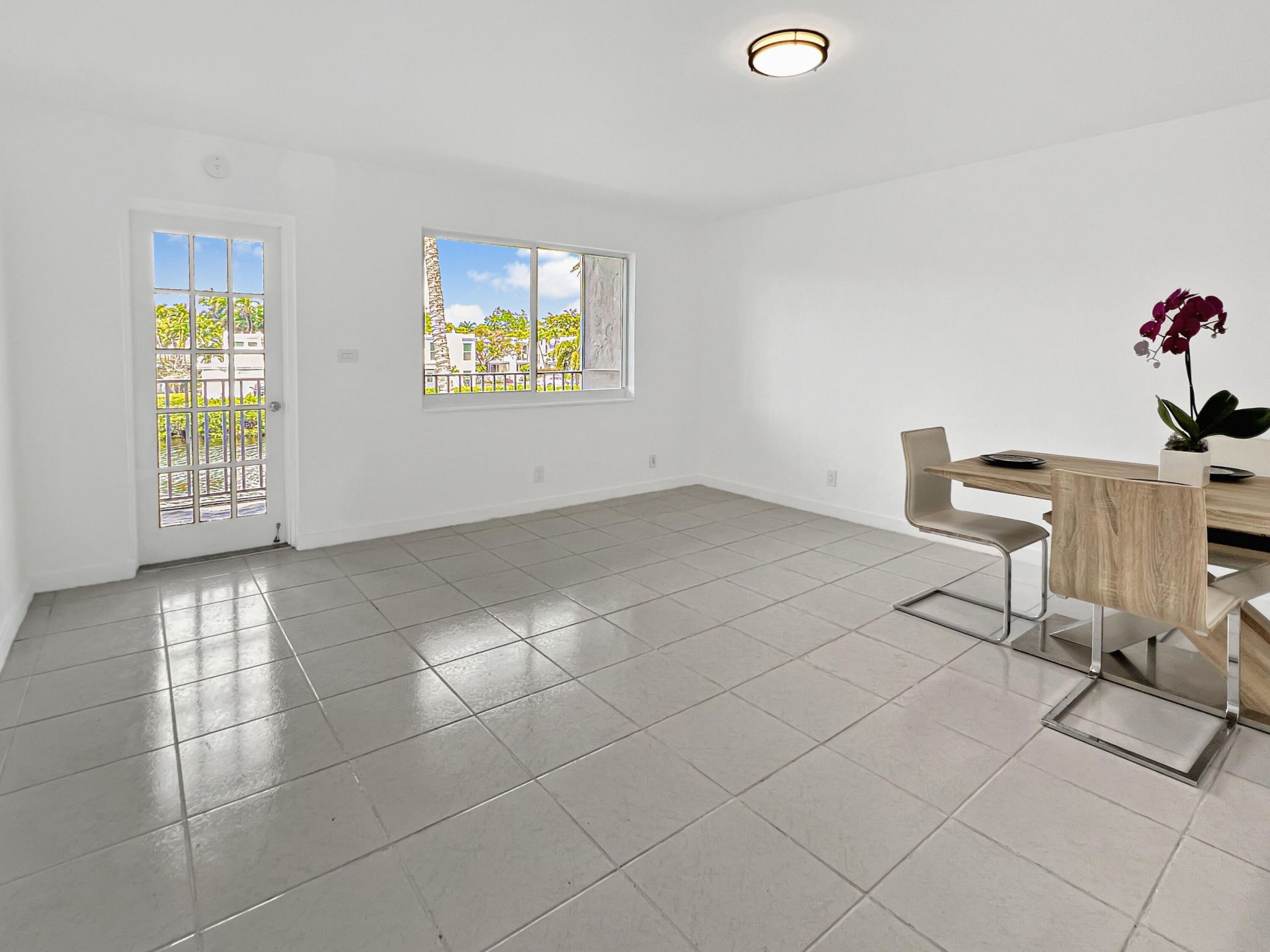 801 NE 18th Court, Unit 208, Fort Lauderdale, FL 33305 Photo