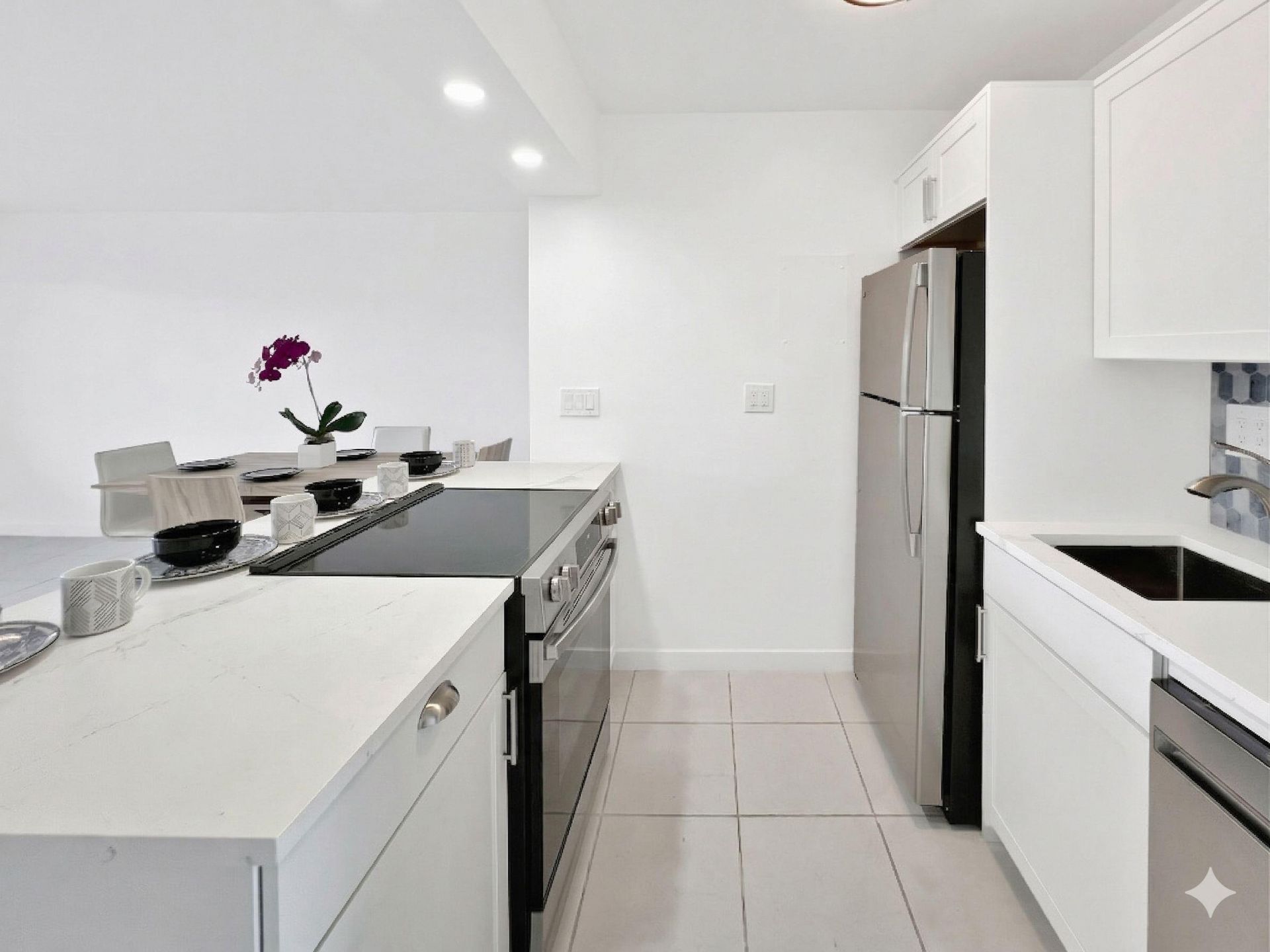 801 NE 18th Court, Unit 208, Fort Lauderdale, FL 33305 Photo