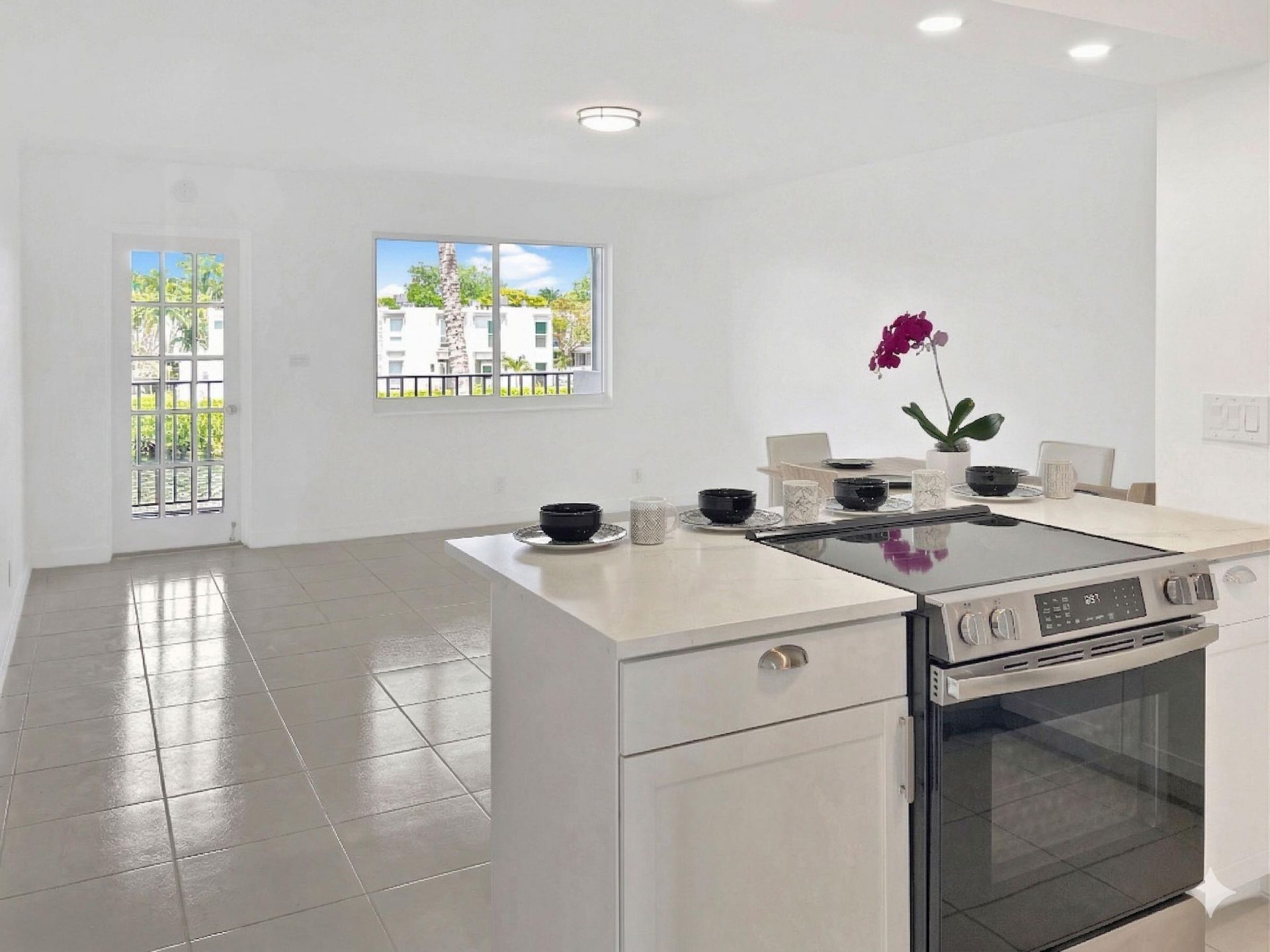 801 NE 18th Court, Unit 208, Fort Lauderdale, FL 33305 Photo