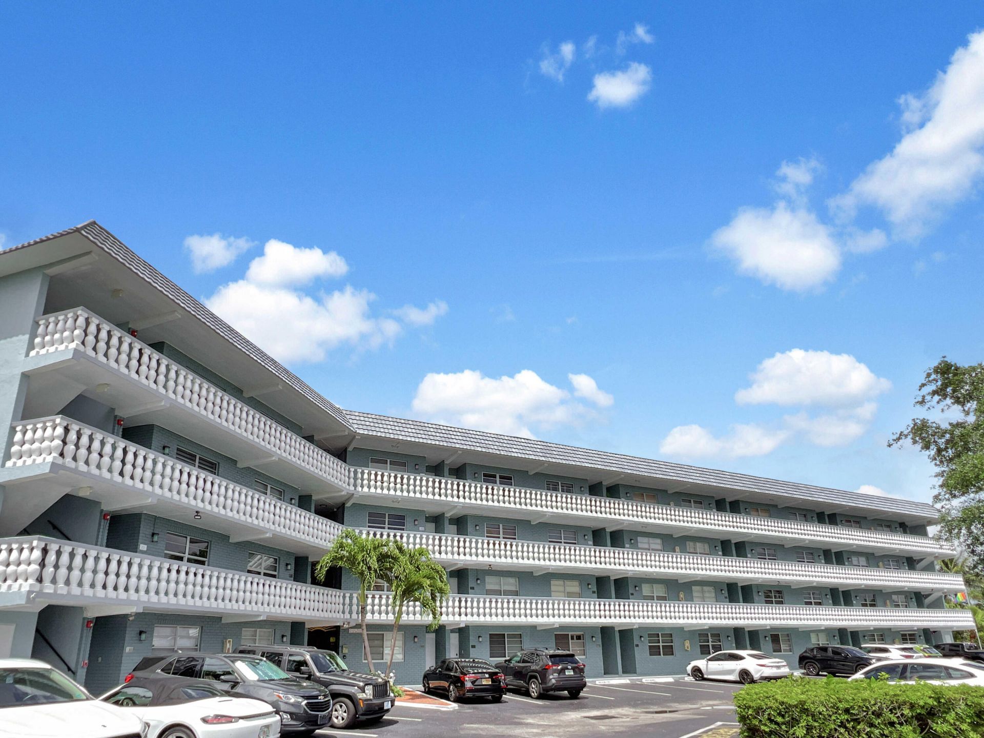 801 NE 18th Court, Unit 208, Fort Lauderdale, FL 33305 Photo