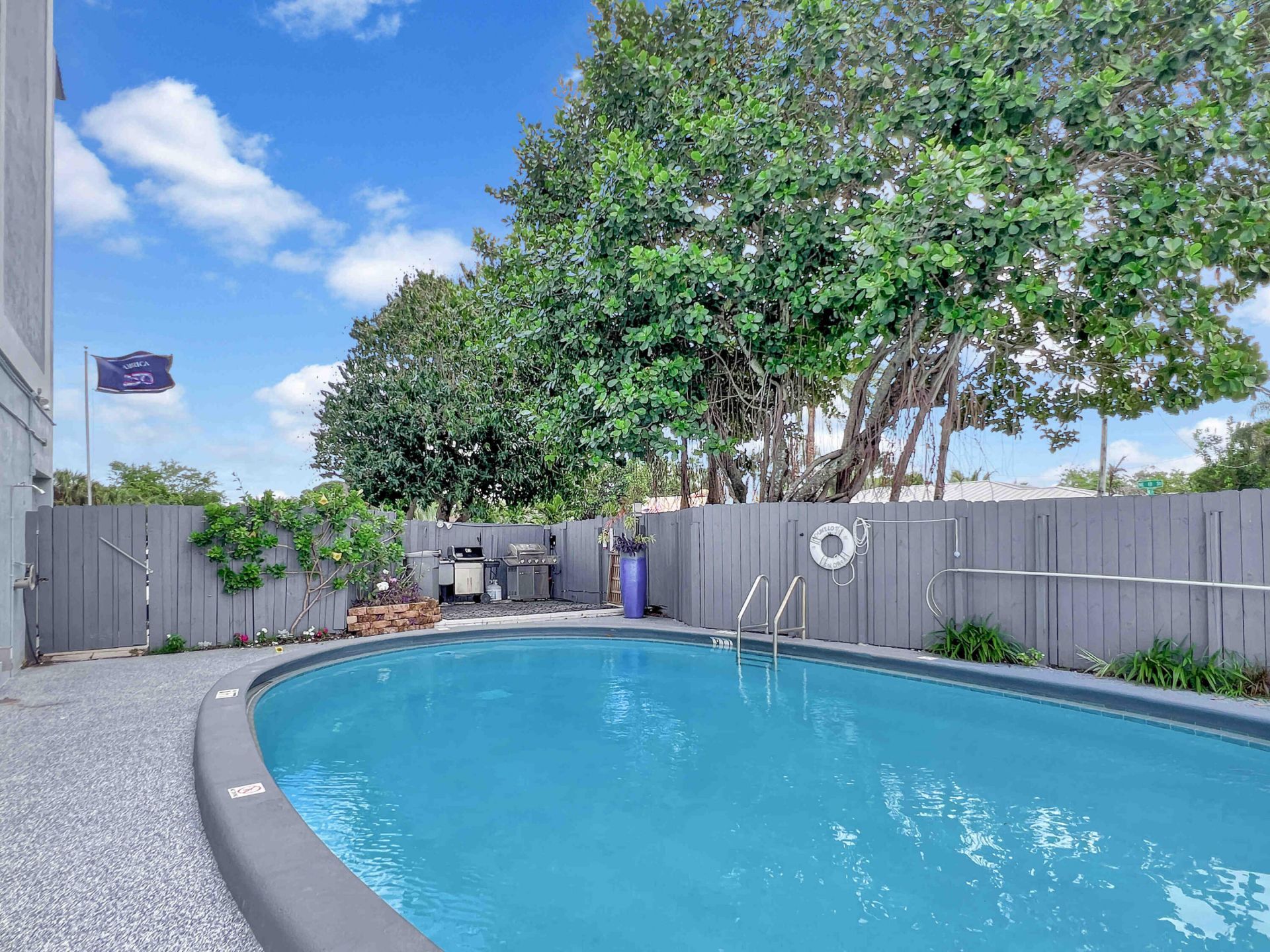 801 NE 18th Court, Unit 208, Fort Lauderdale, FL 33305 Photo