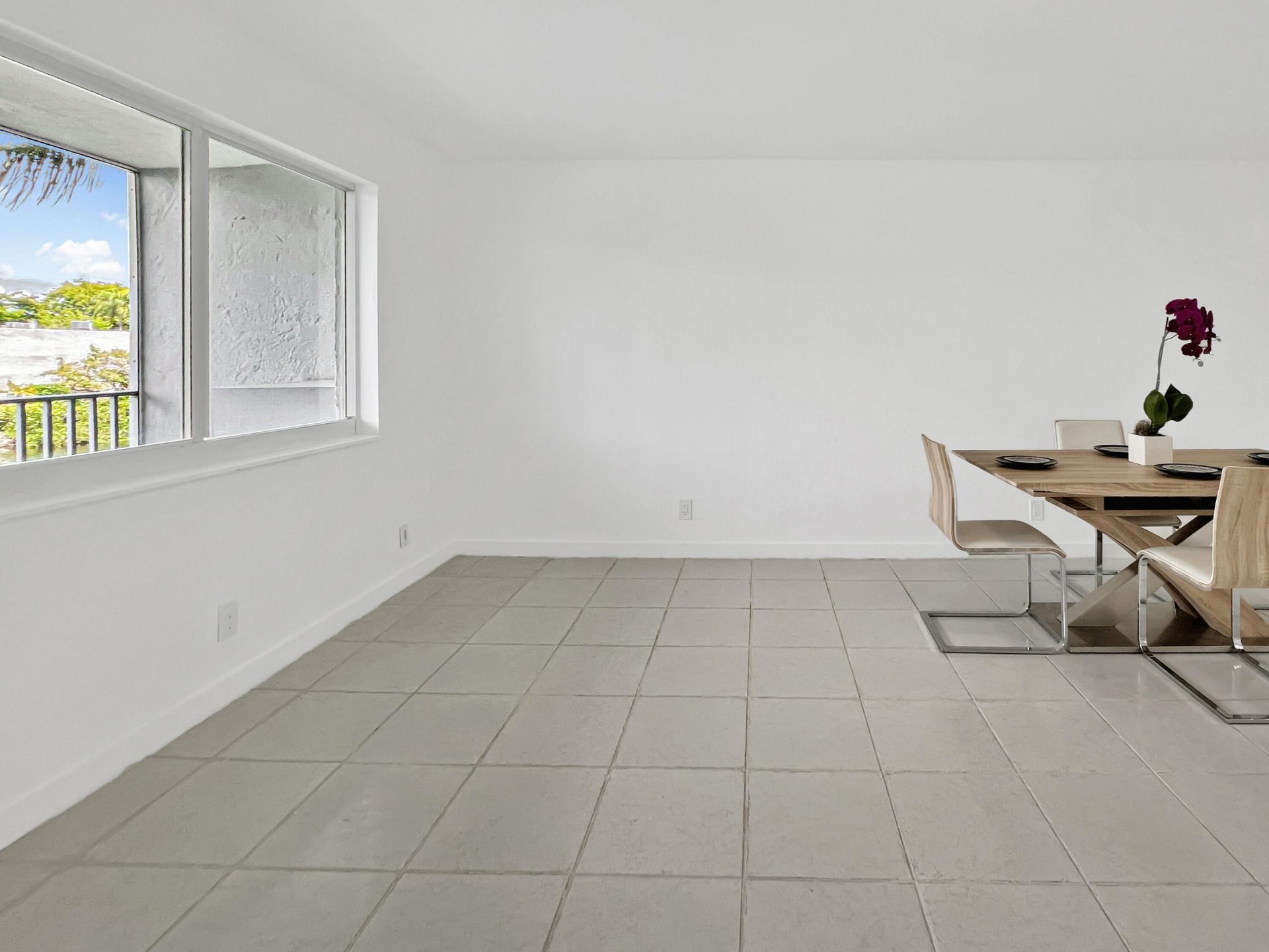 801 NE 18th Court, Unit 208, Fort Lauderdale, FL 33305 Photo