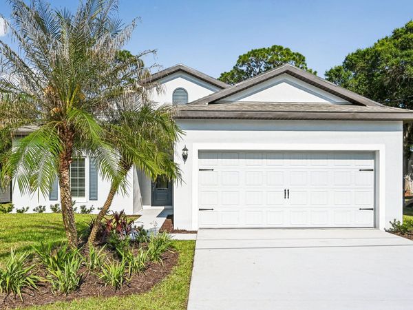 5204 Palm Drive, Fort Pierce, FL 34982