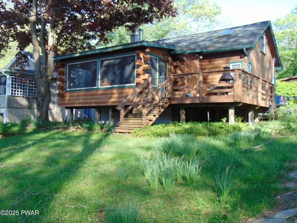 105 Leonard Lane, Paupack, PA 18451