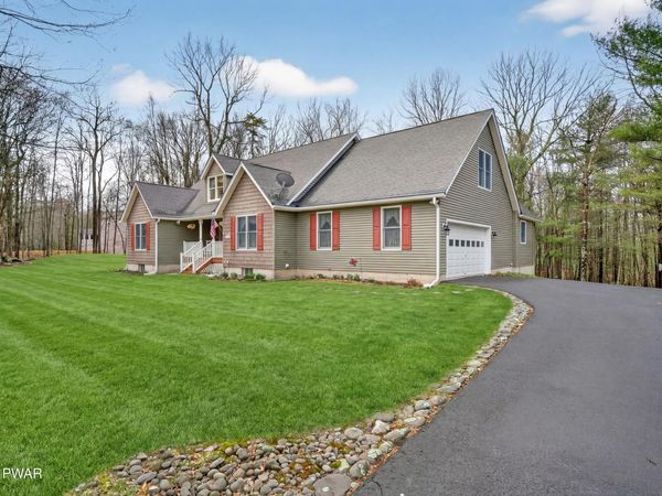 139 Ozark Road, Tafton, PA 18464
