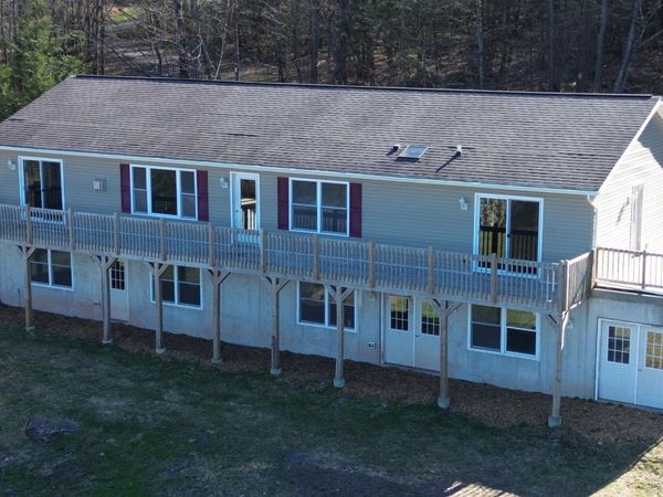 523B Creek Drive, Prompton, PA 18456