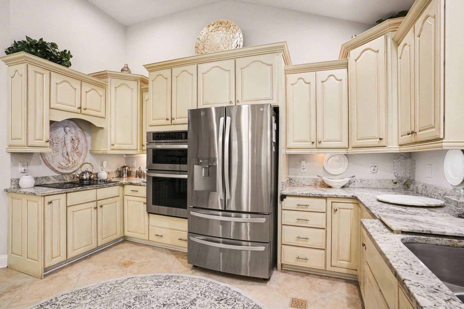 180 Highwood Circle Photo 20