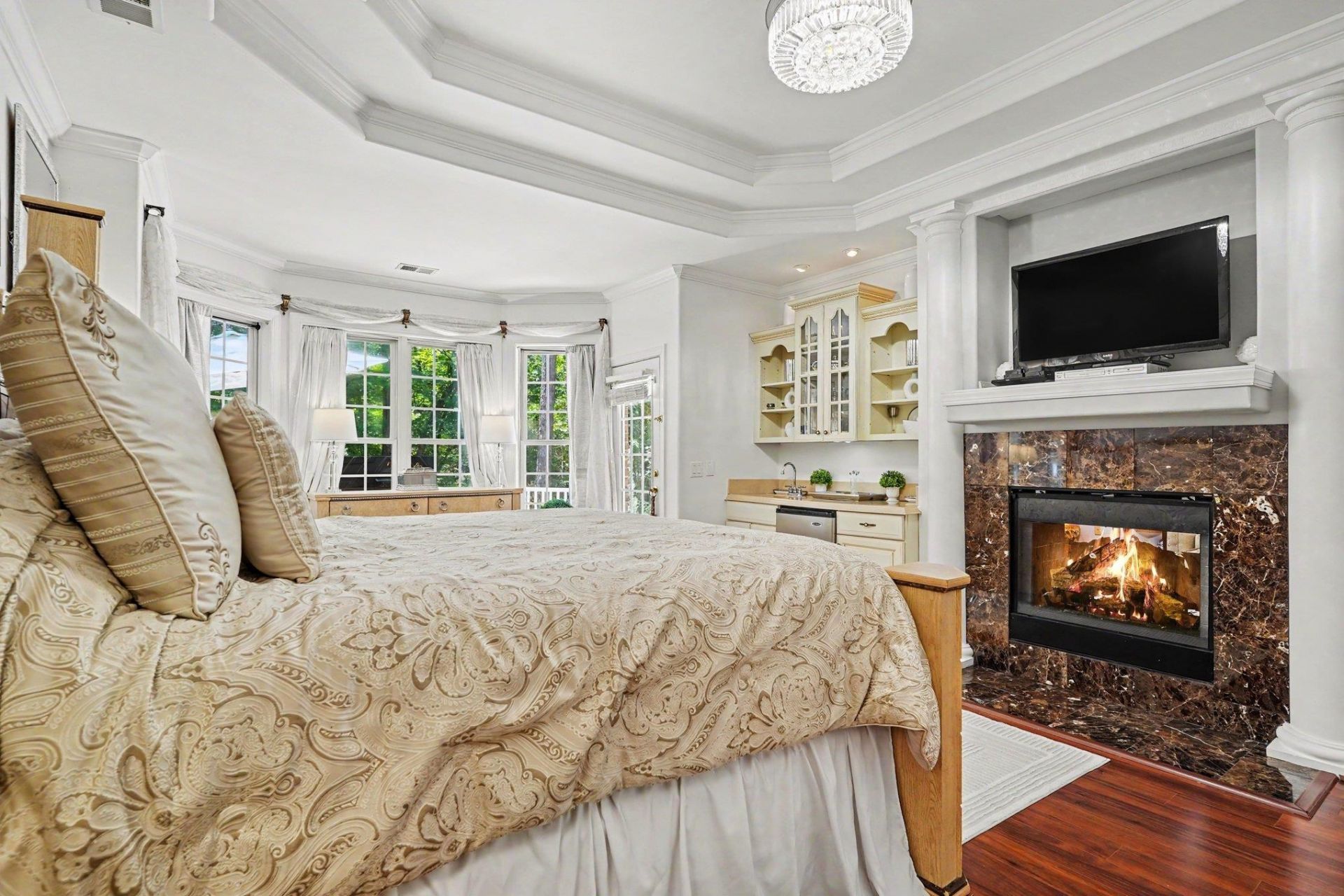 180 Highwood Circle Photo 24