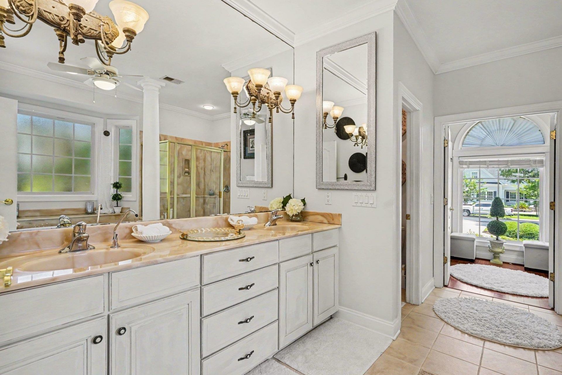 180 Highwood Circle Photo 30