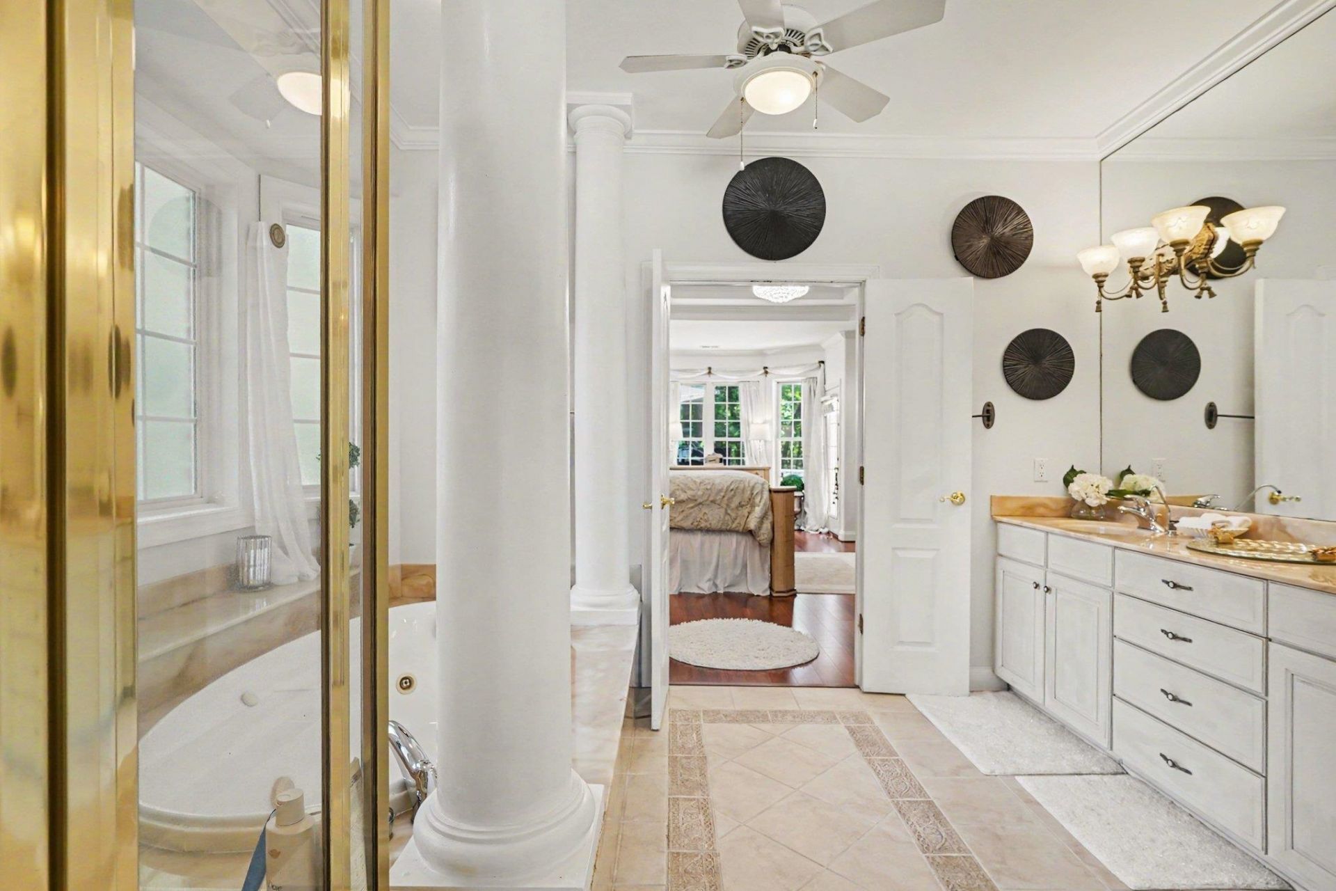 180 Highwood Circle Photo 34