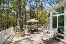 180 Highwood Circle photo 4