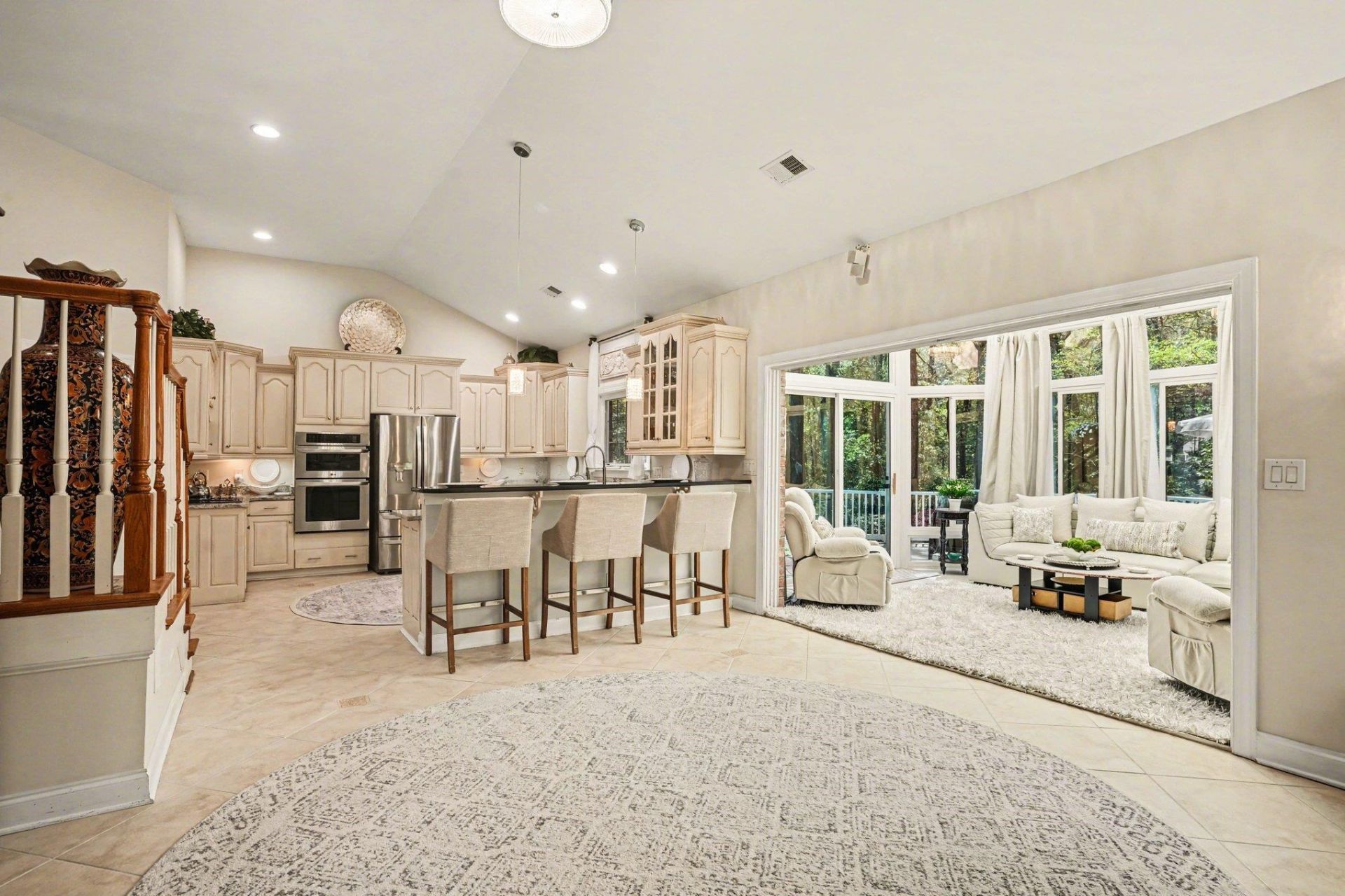 180 Highwood Circle Photo 43