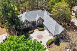 180 Highwood Circle photo 4