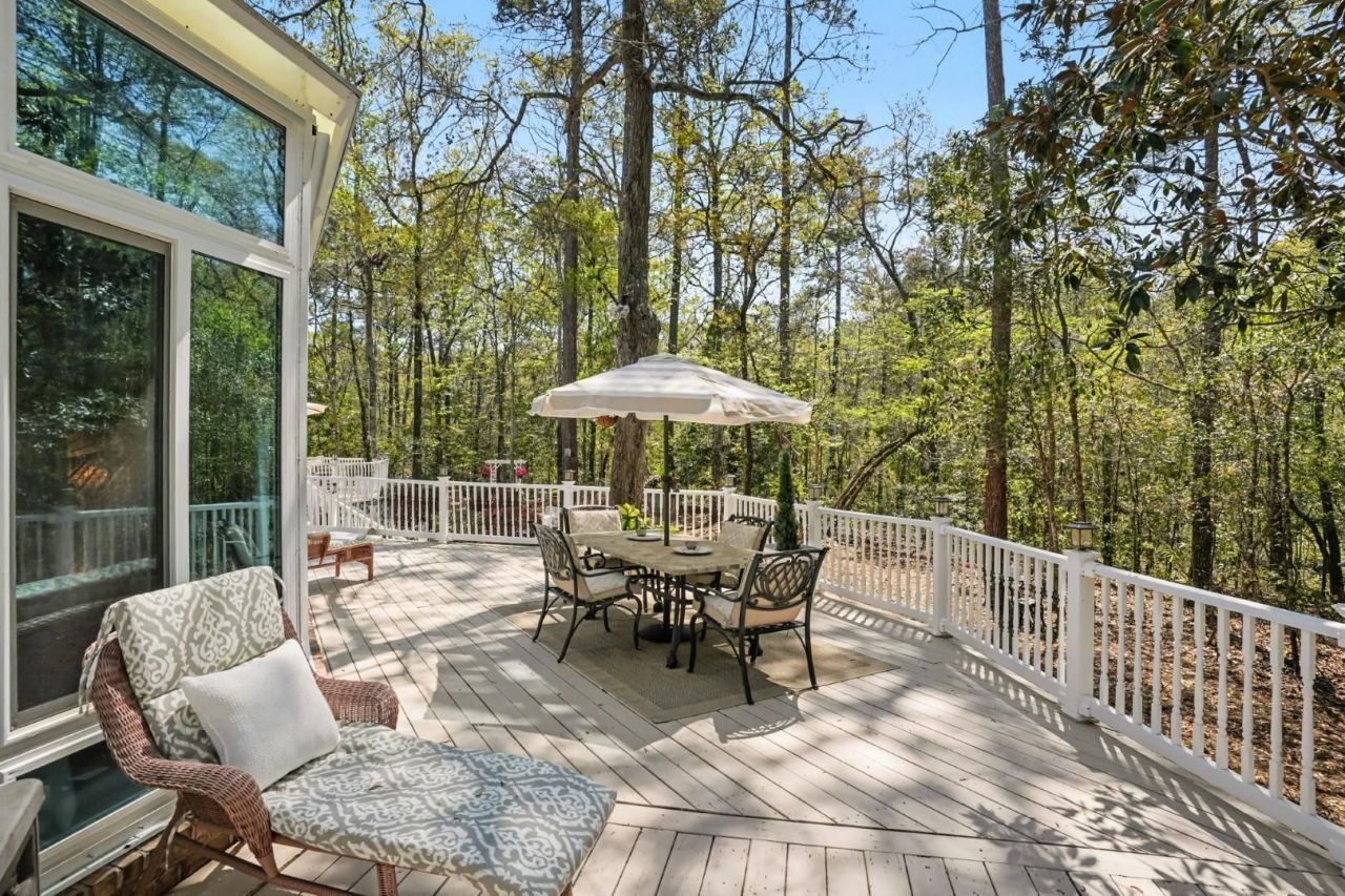 180 Highwood Circle Photo 51