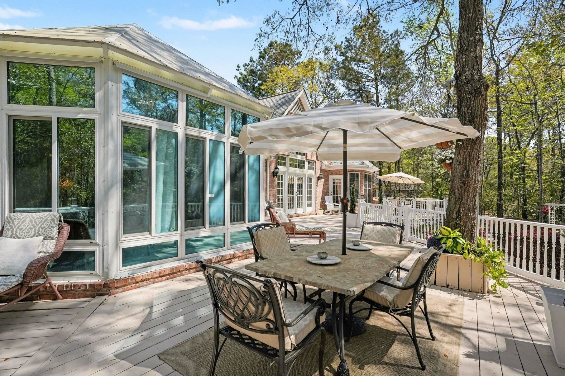 180 Highwood Circle Photo 52