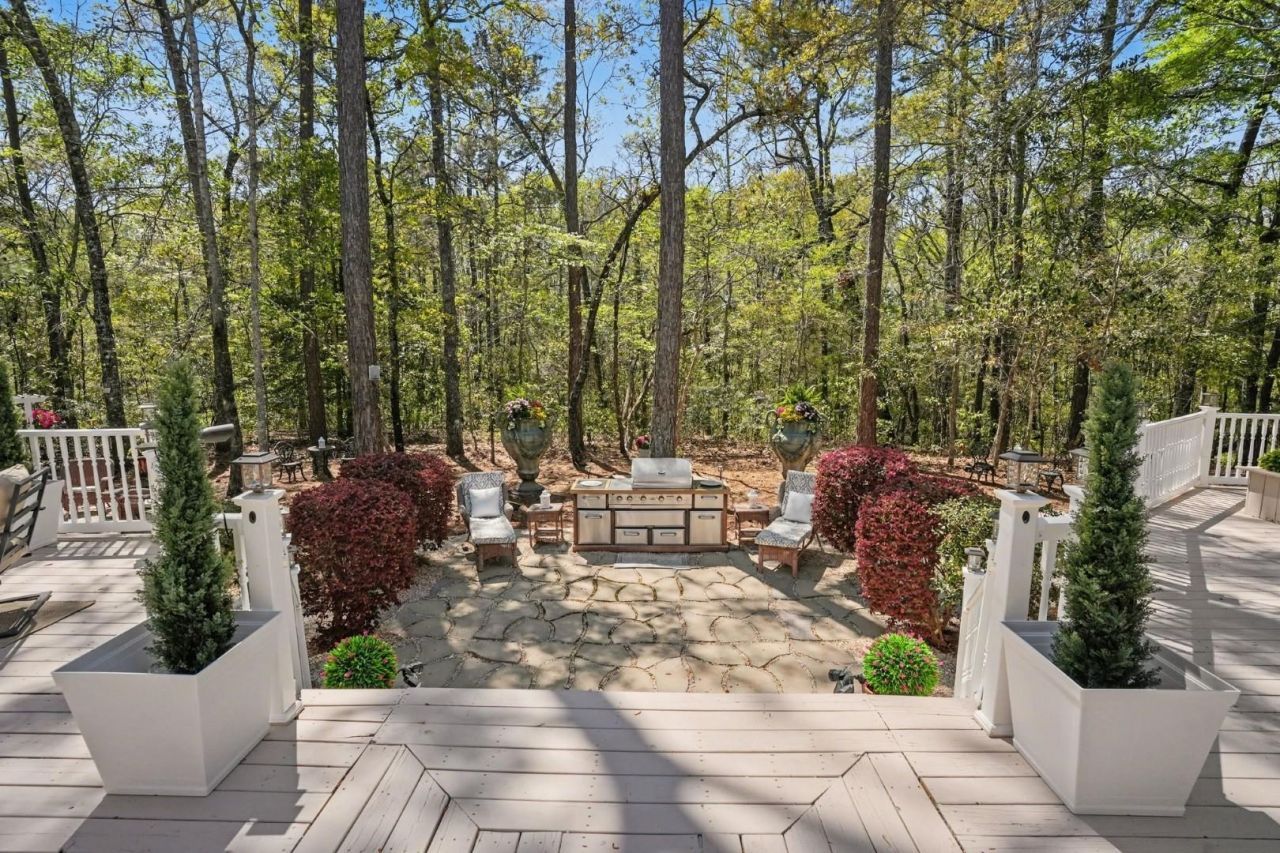 180 Highwood Circle Photo 54