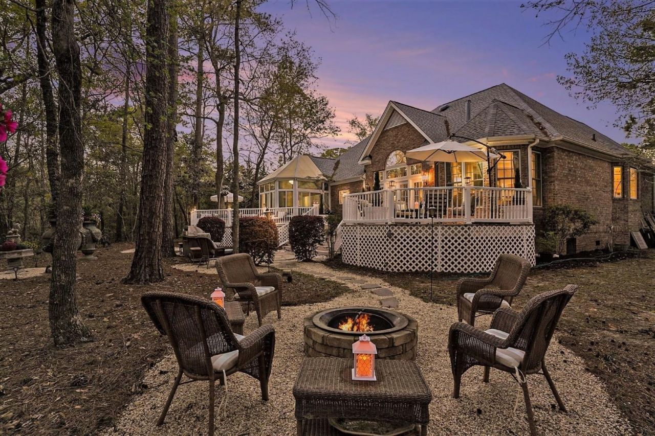 180 Highwood Circle Photo 68