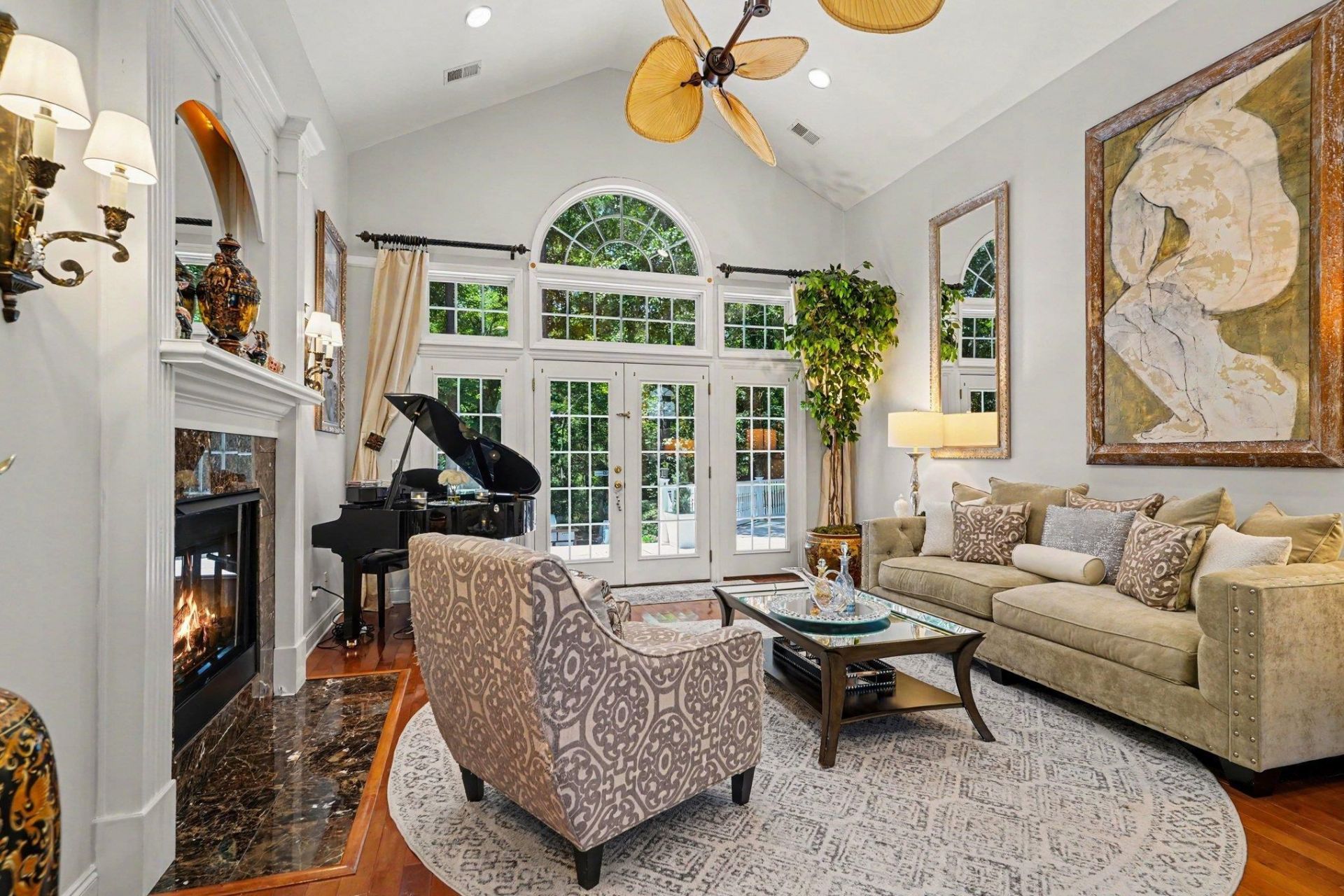 180 Highwood Circle Photo 7