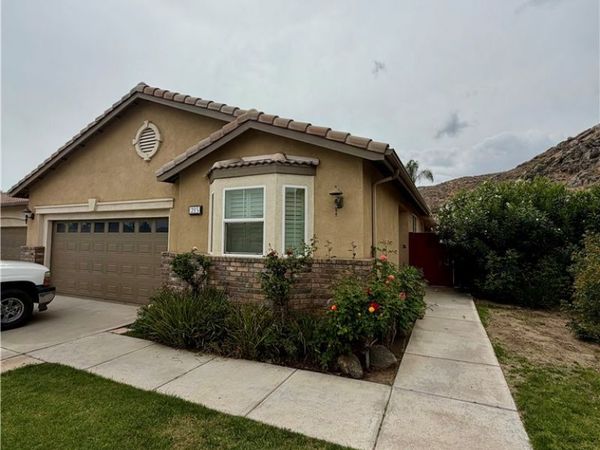 215 Gamez, Hemet, CA 92545