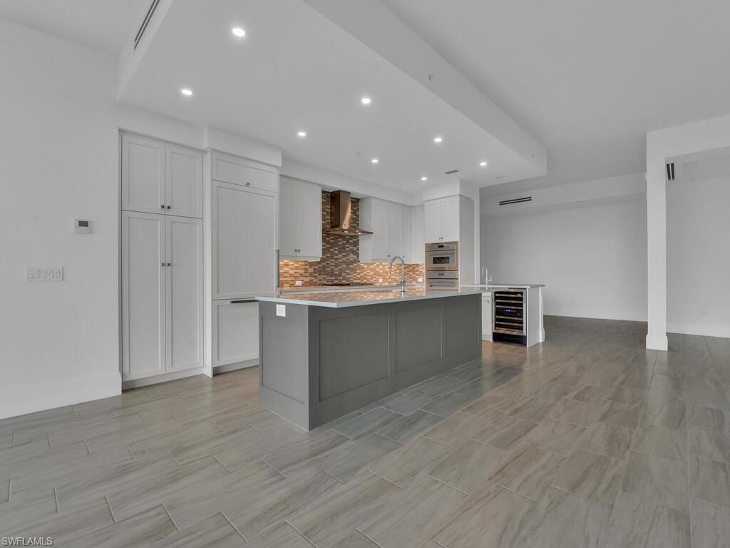 4810 Pelican Colony Blvd , Unit 304, Bonita Springs, FL 34134 Photo