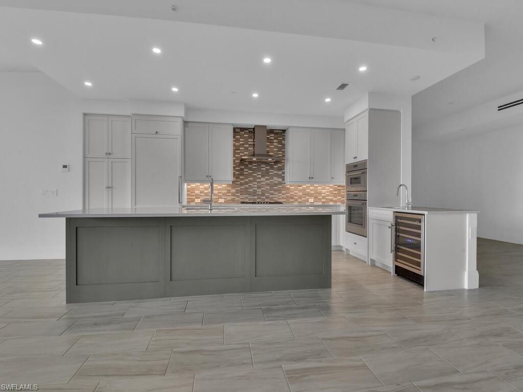 4810 Pelican Colony Blvd , Unit 304, Bonita Springs, FL 34134 Photo