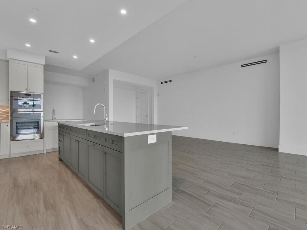 4810 Pelican Colony Blvd , Unit 304, Bonita Springs, FL 34134 Photo