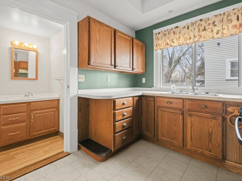 44 Agate Place, Akron, OH 44305 Photo 10