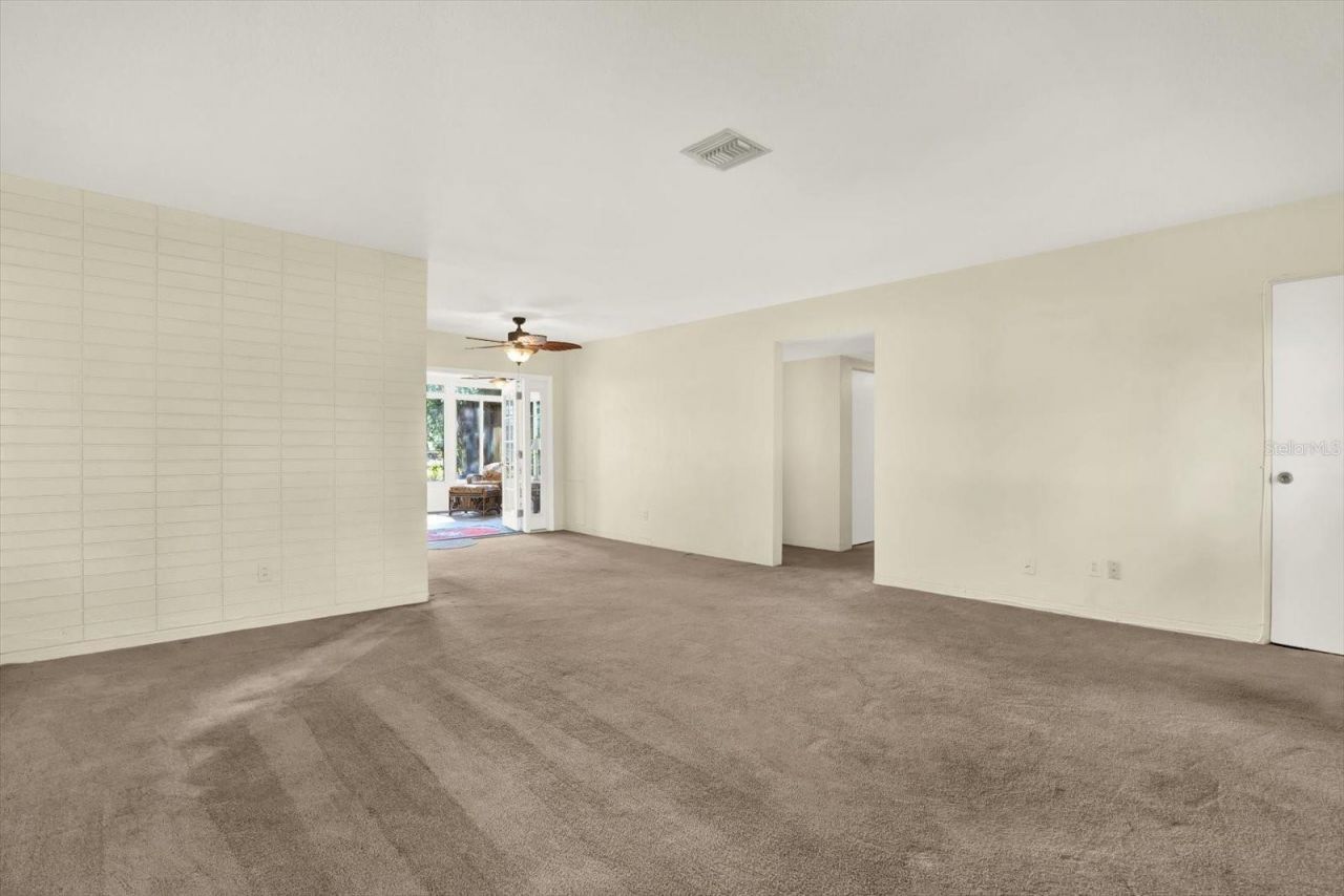 2561 58th Street N, Saint Petersburg, FL 33710 Photo