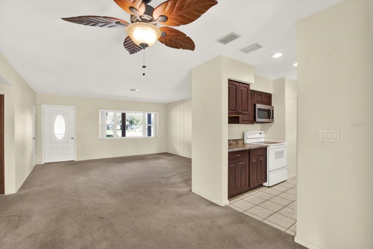 2561 58th Street N, Saint Petersburg, FL 33710 Photo