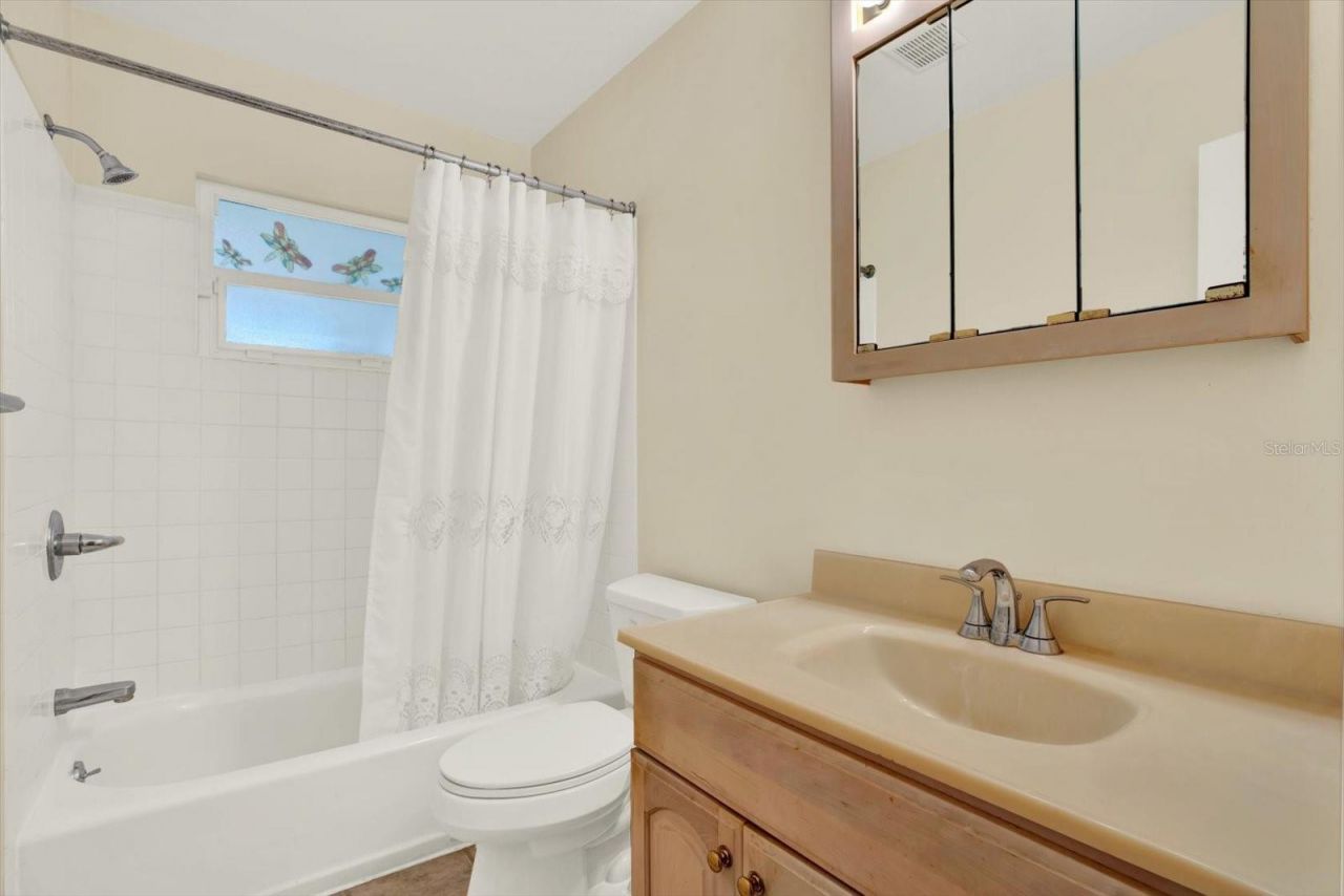 2561 58th Street N, Saint Petersburg, FL 33710 Photo