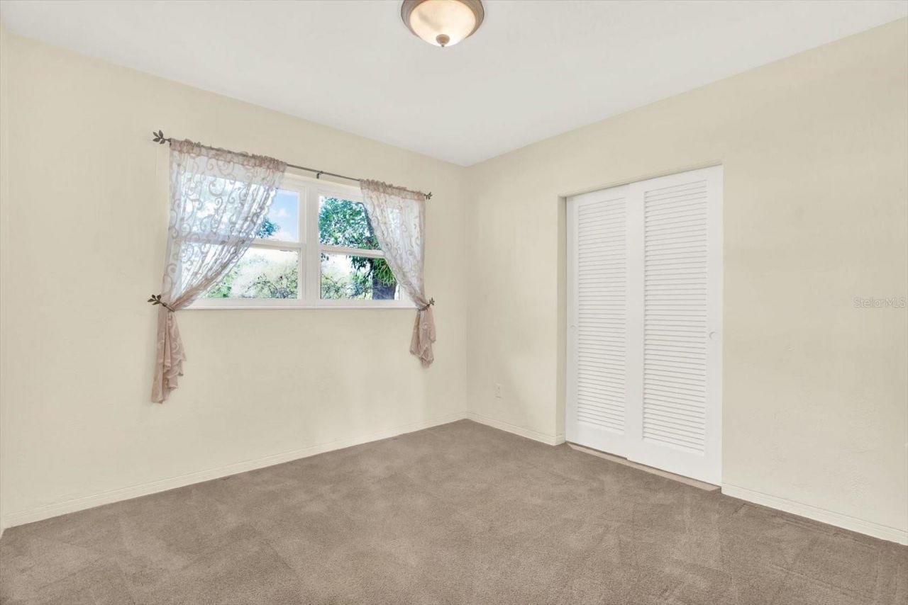2561 58th Street N, Saint Petersburg, FL 33710 Photo