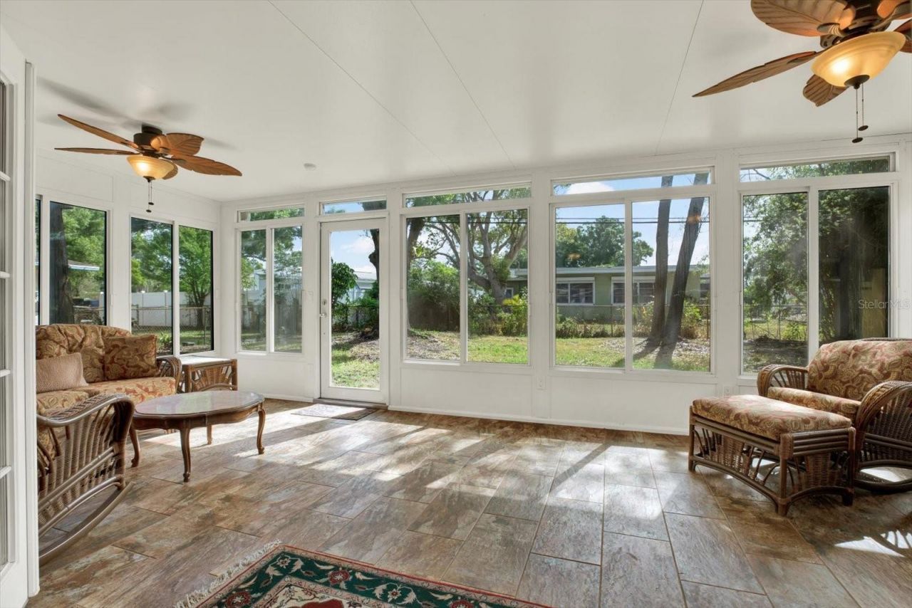 2561 58th Street N, Saint Petersburg, FL 33710 Photo
