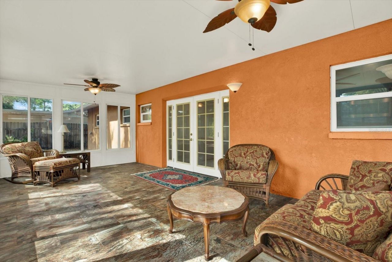 2561 58th Street N, Saint Petersburg, FL 33710 Photo