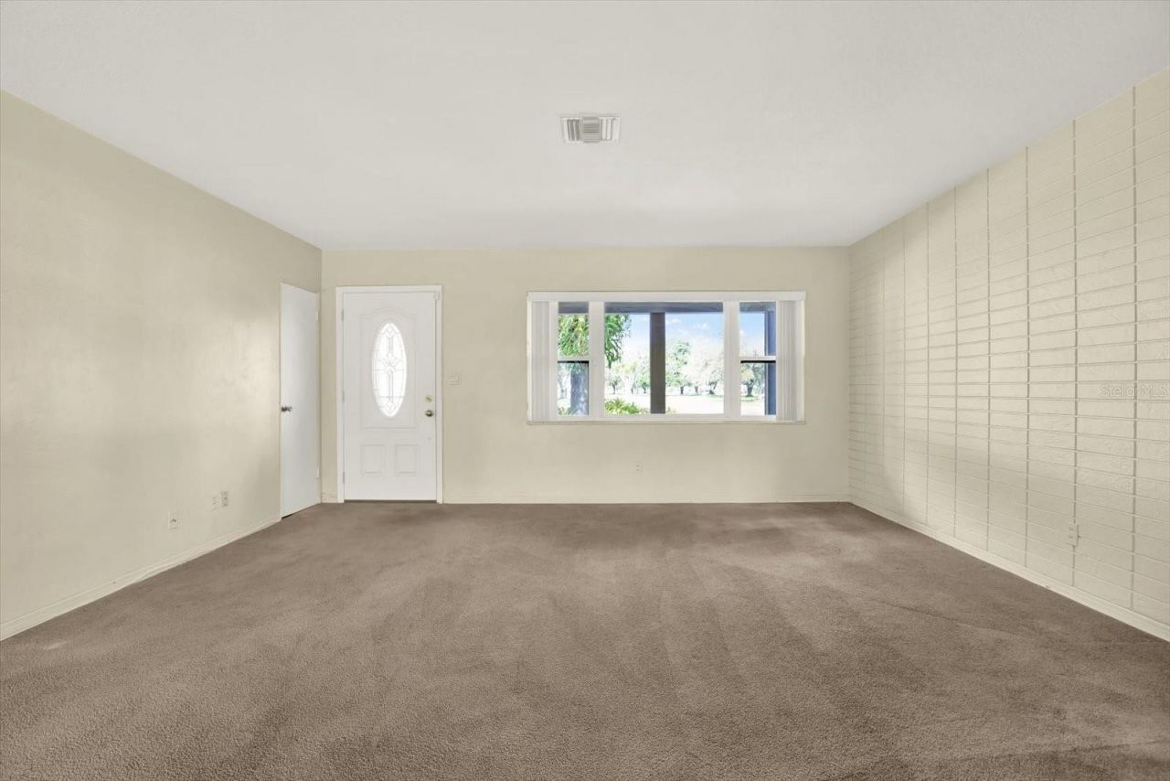 2561 58th Street N, Saint Petersburg, FL 33710 Photo